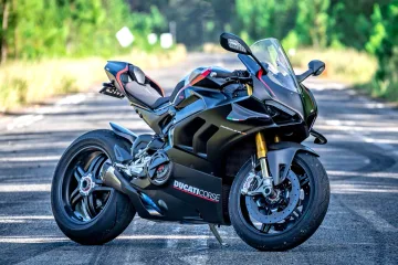 Перевозчик Мотоцикл Ducati Panigale в Oslo Норвегия
